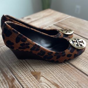 Tory Burch Sophie wedge heeled~Leopard Calf hair 8.5